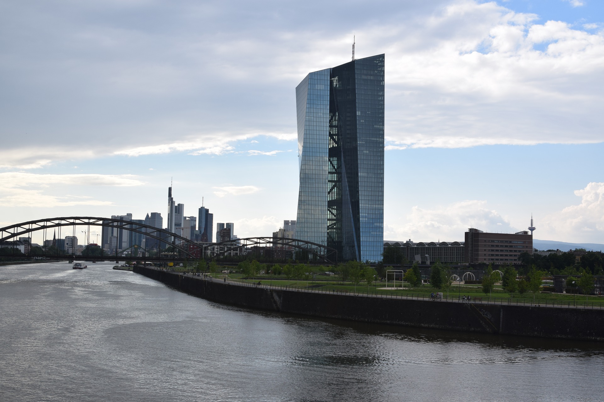 European-Central-Bank-Skyline